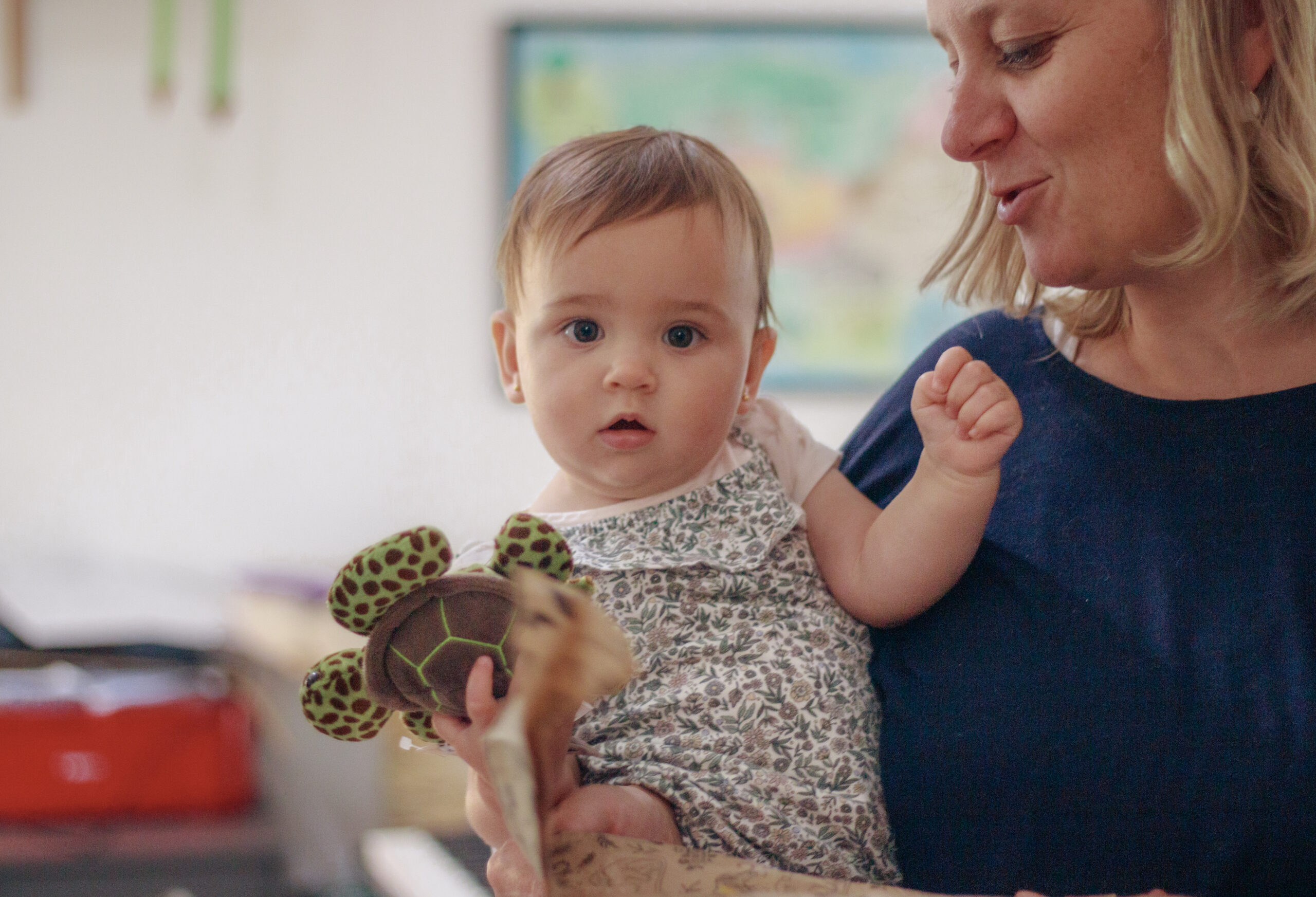 Lire la suite à propos de l’article Photographe spécialisée maman & bébé — Séances à domicile, Venoy et alentours