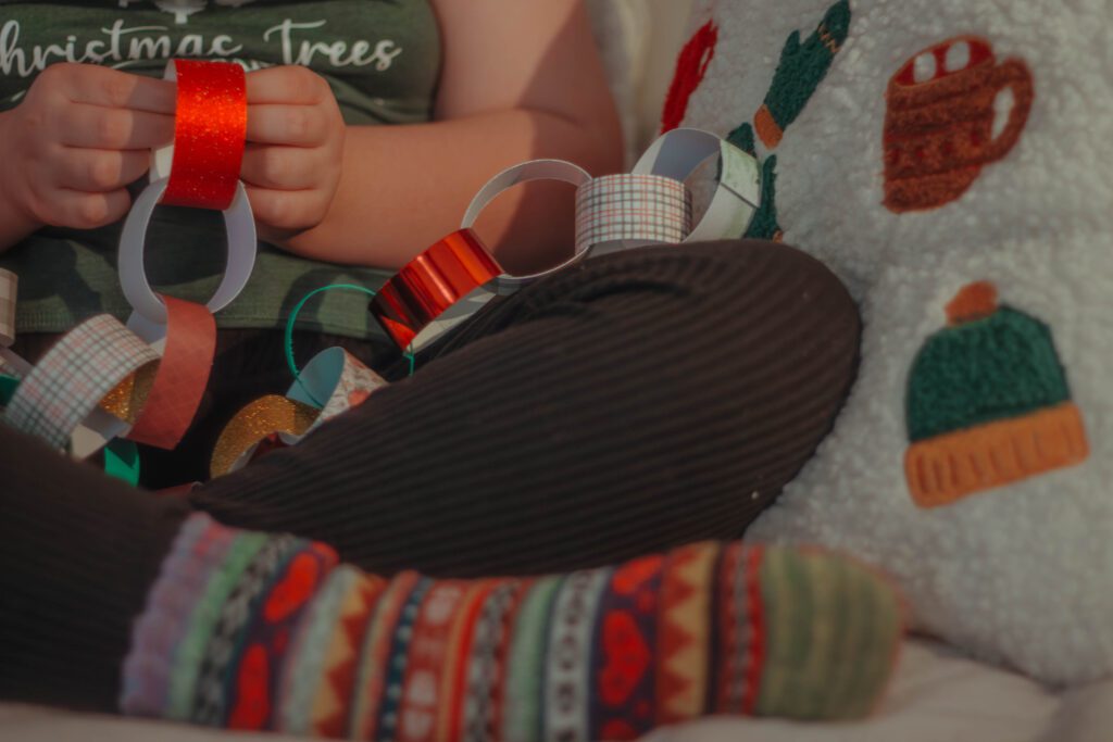 guirlande de noël en papier de notre enfance.