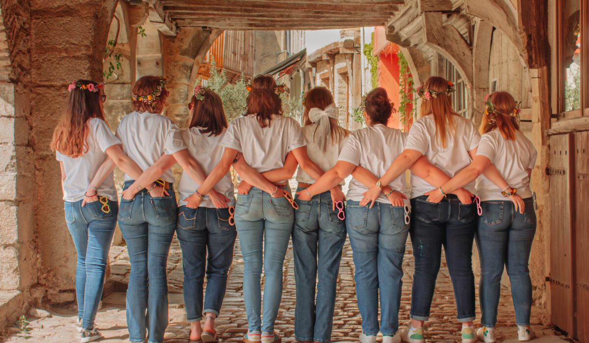 Séance photo EVJF dans l’Yonne : une activité originale pour créer des souvenirs entre amies